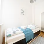 Pozsonyi Street 3br, Balcony Family Retreat *